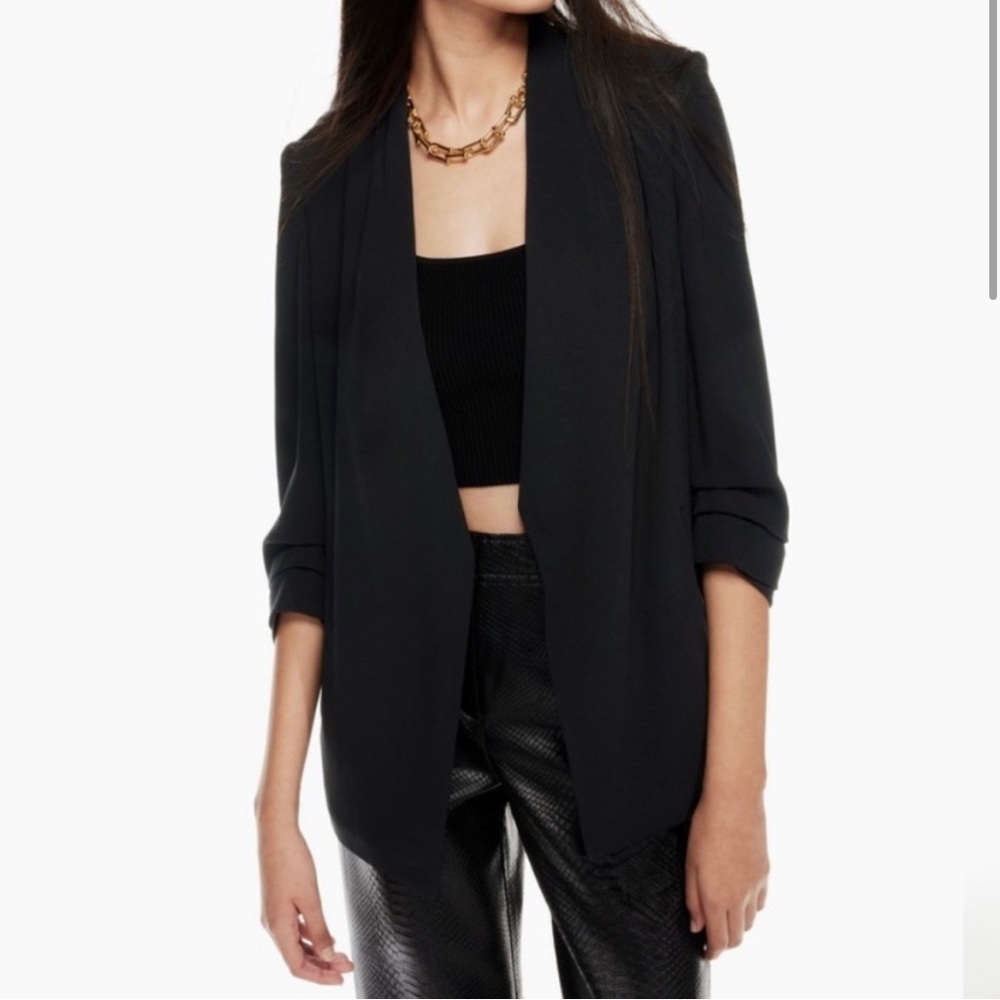 Babaton Aritzia Black Power Hip Blazer Business Professional/ Formal